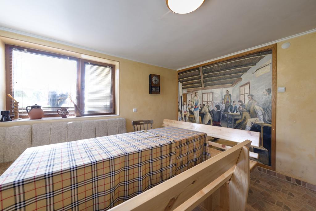 Marinovata Kashta Guest House Weliki Presław Zewnętrze zdjęcie