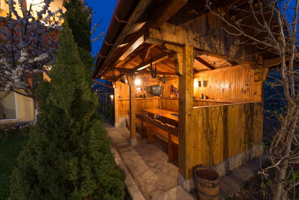 Marinovata Kashta Guest House Weliki Presław Zewnętrze zdjęcie