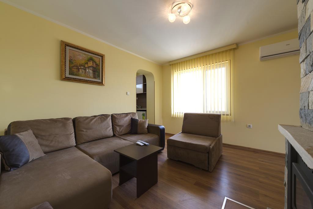 Marinovata Kashta Guest House Weliki Presław Zewnętrze zdjęcie